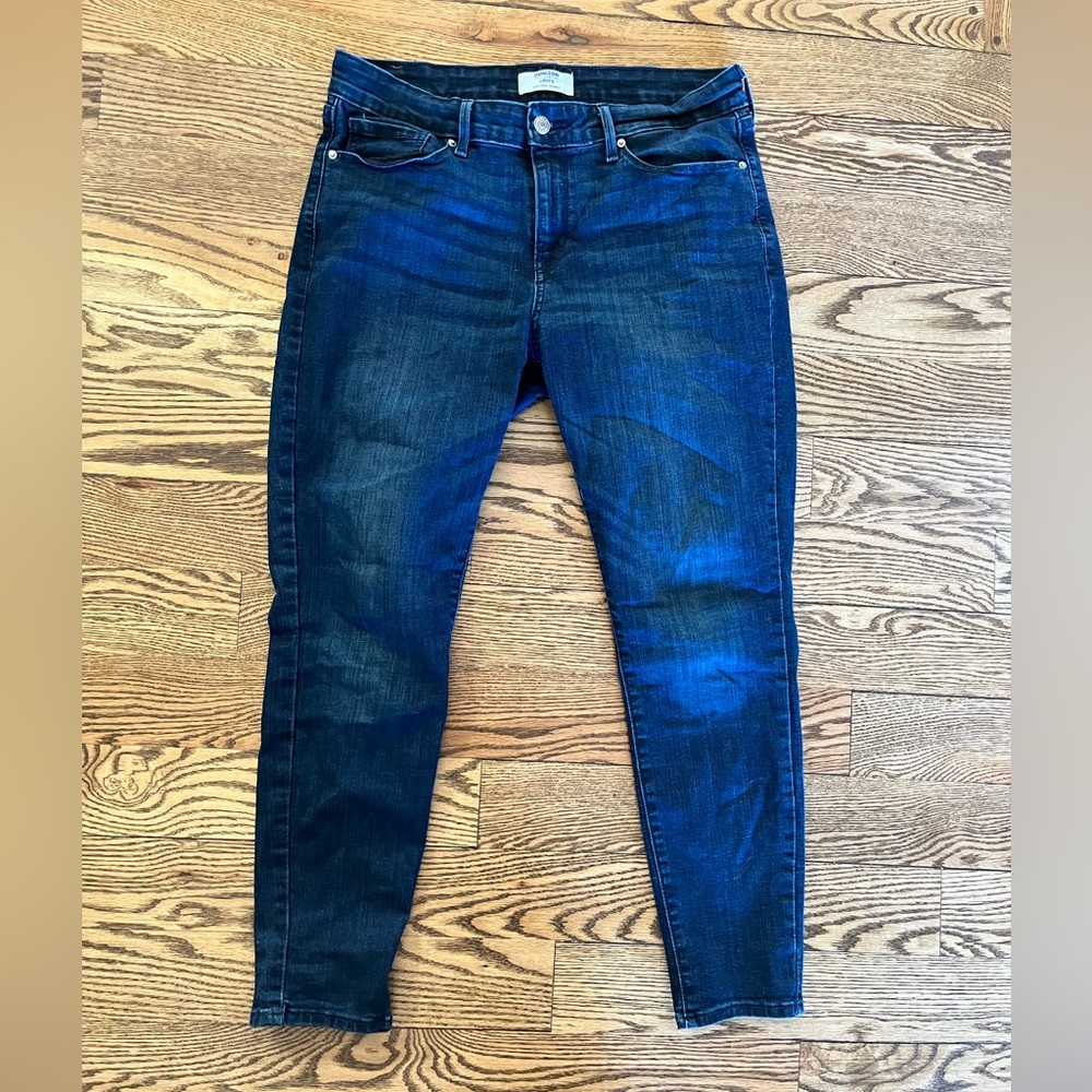 Levi’s Medium Dark Wash Jeans